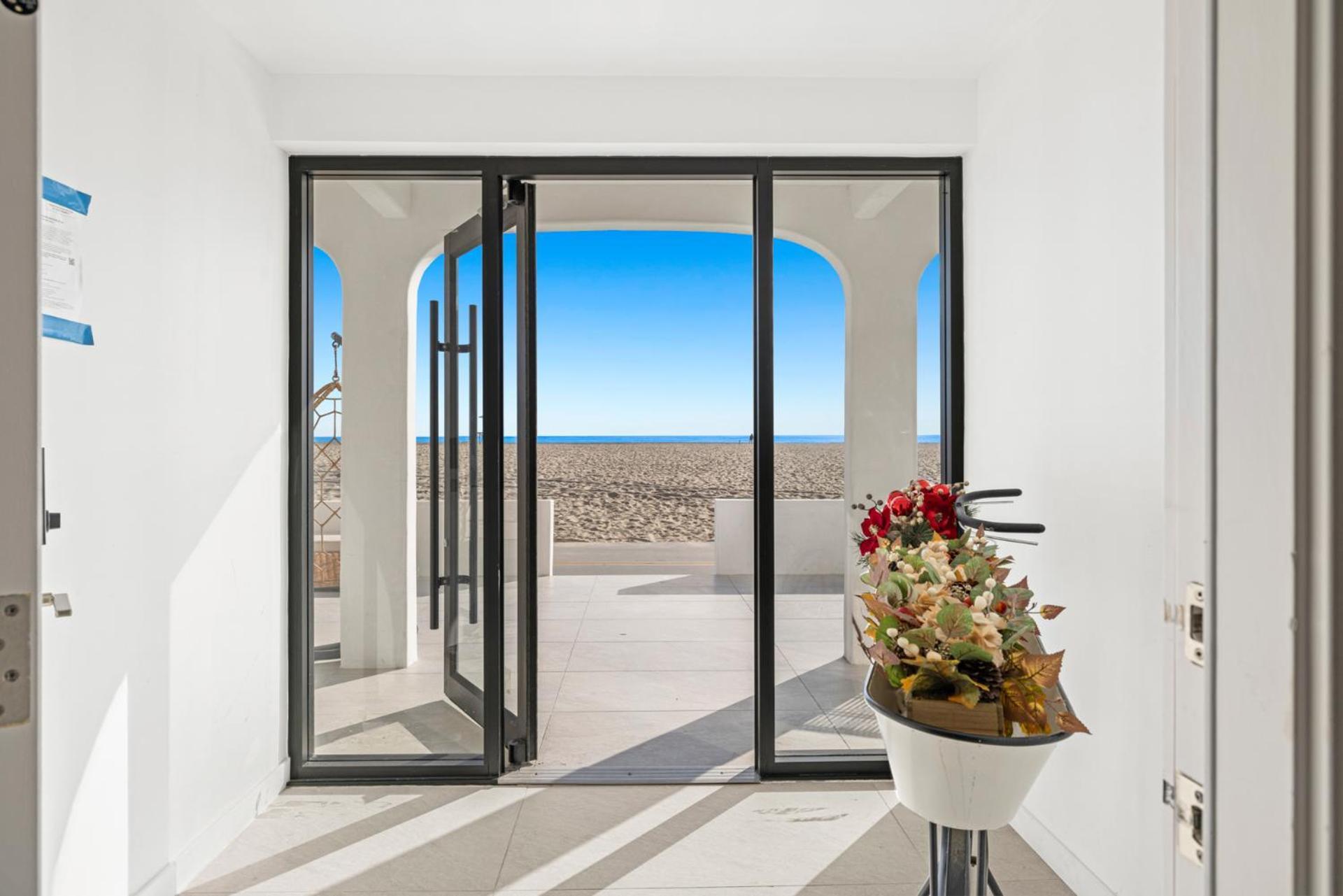 Appartamento 1628 West Oceanfront Oasis 8 Newport Beach Esterno foto